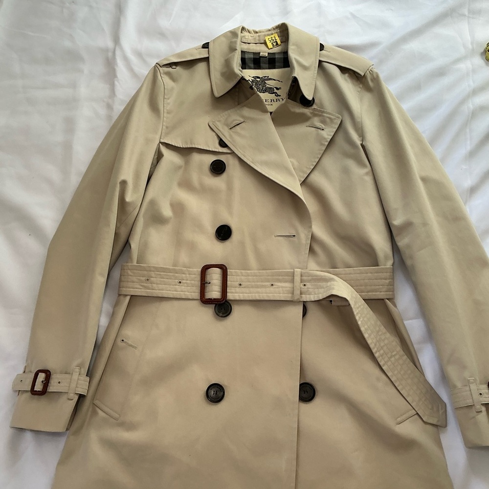 Burberry Tan Trench Coat with Iconic Check Lining
